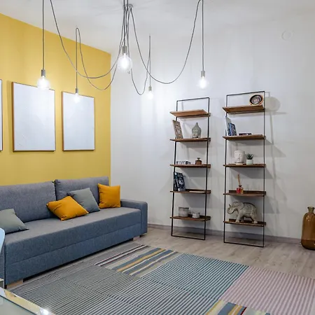 Host4u - San Faustino In Apartman